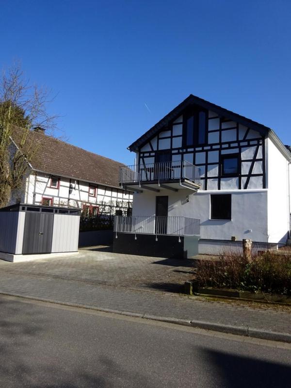 Exklusive, Kernsanierte Ferienwohnung Am Rursee Simmerath Extérieur photo